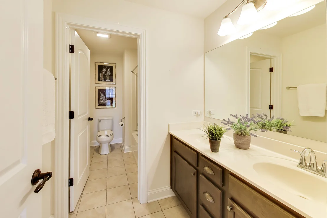 Photo of 823 Heatherfield Circle