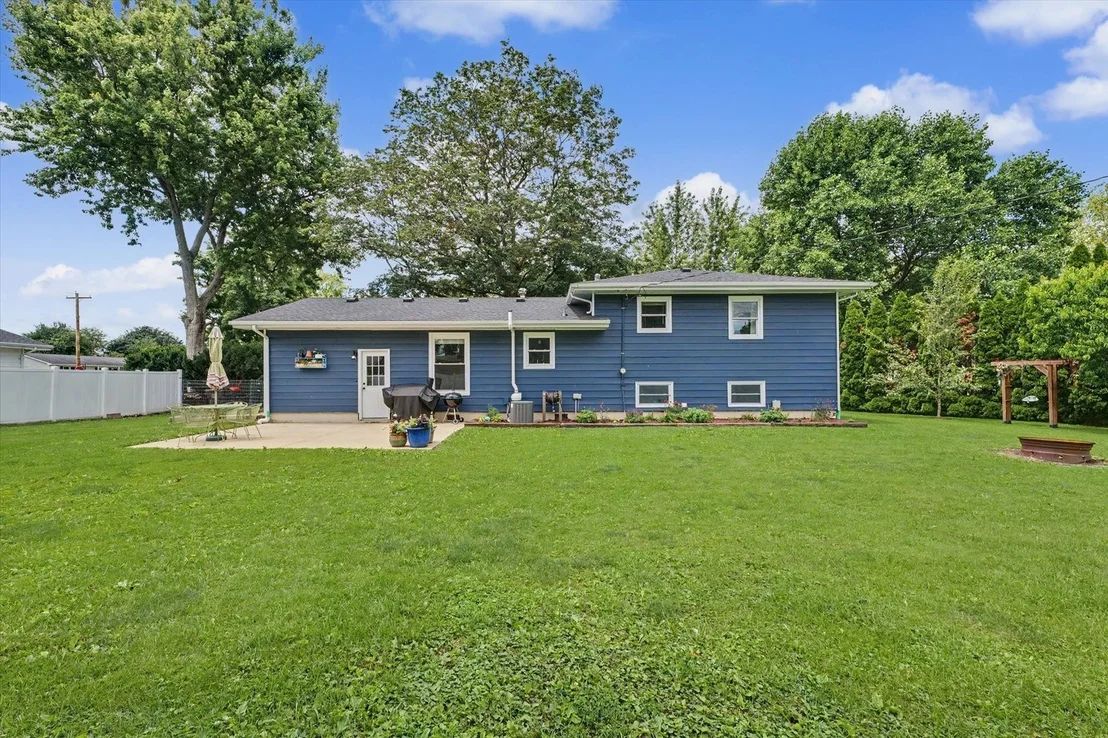 Photo of 210 Brookview Drive