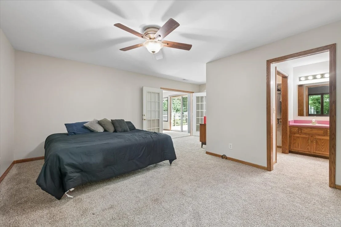 Photo of 3318 Caroline Drive
