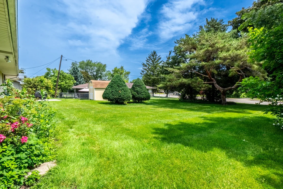 Photo of 835 Scott Drive