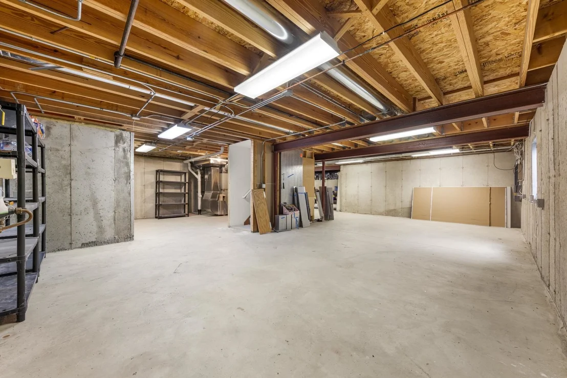 Photo of 2855 Clara Avenue