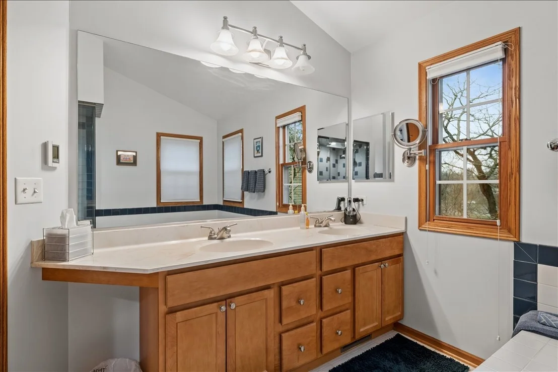 Photo of 602 Birch Lane