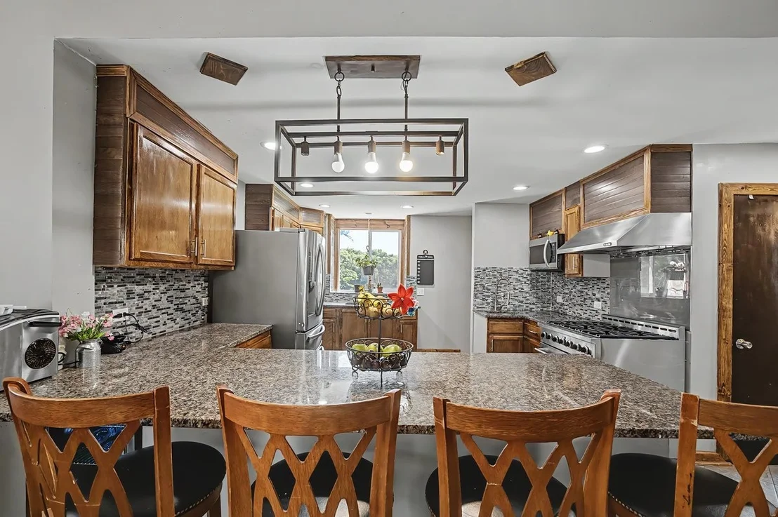 Photo of 111 7th Street