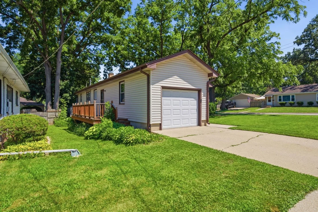 Photo of 1003 BELLEVUE Avenue