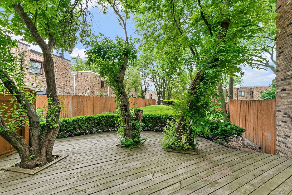 Photo of 2013 Post Oak Place