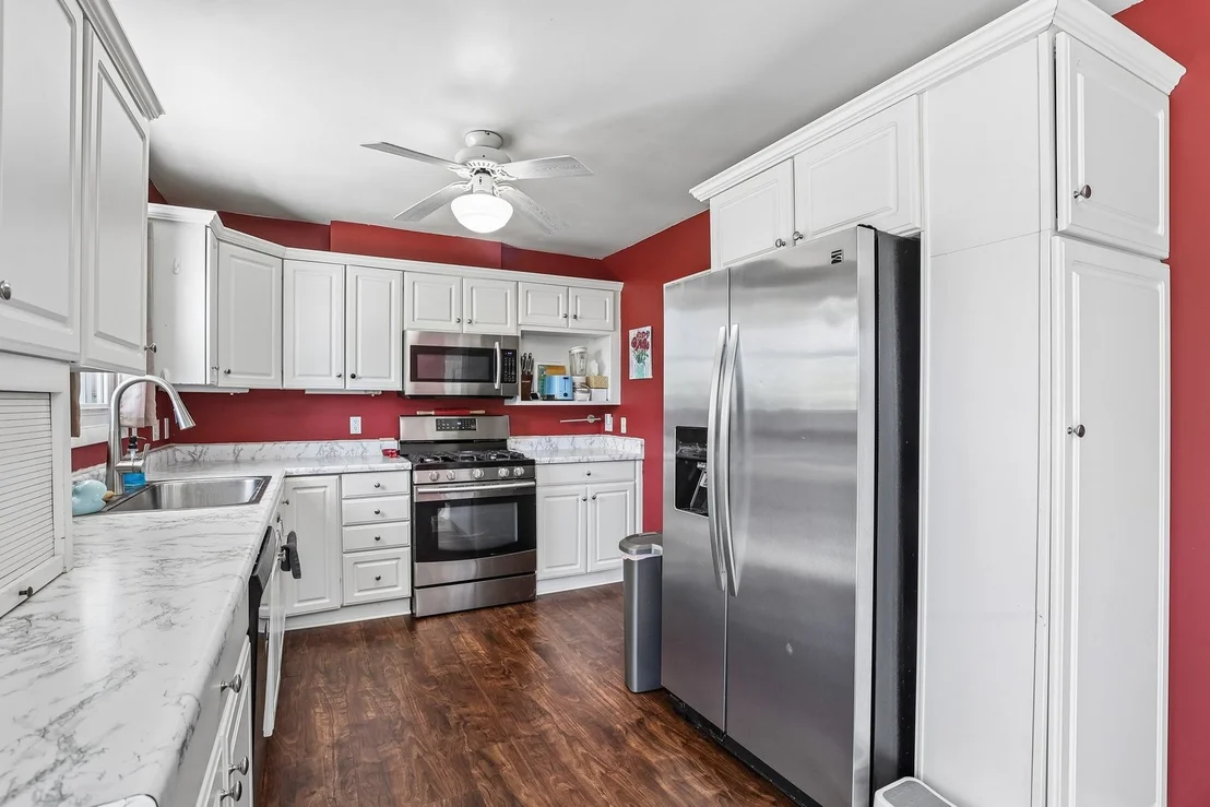 Photo of 523 Maplewood Drive