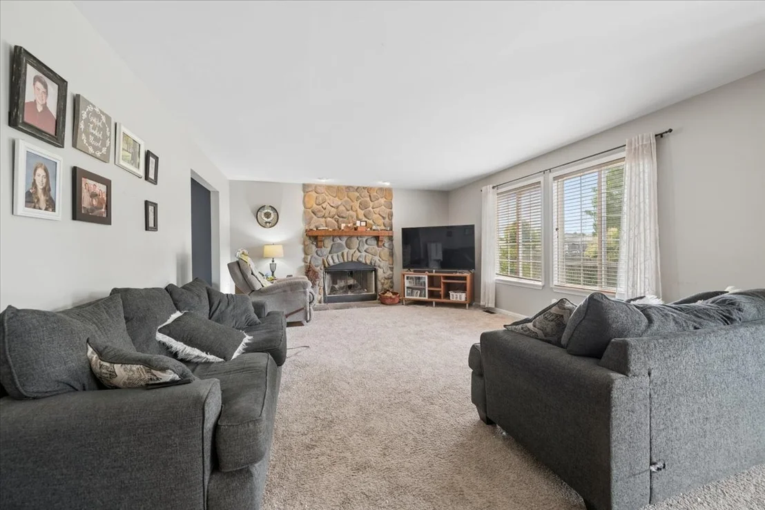 Photo of 1305 Sommer Lane