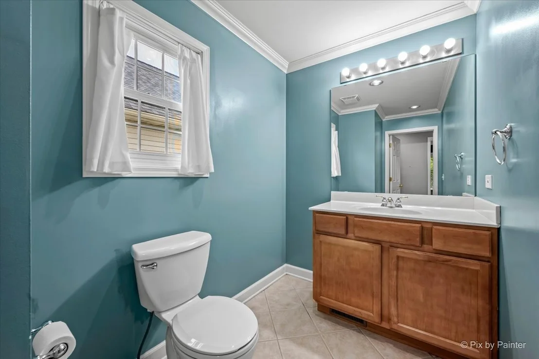 Photo of 810 Woodridge Trail