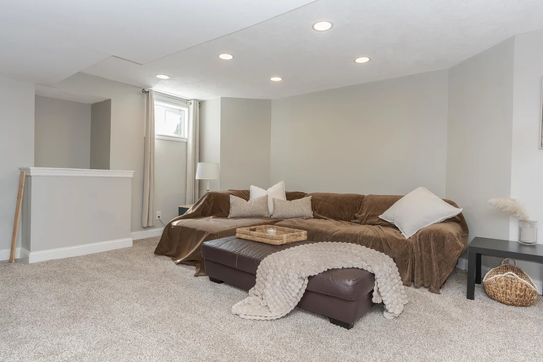 Photo of 17 Waterside Circle