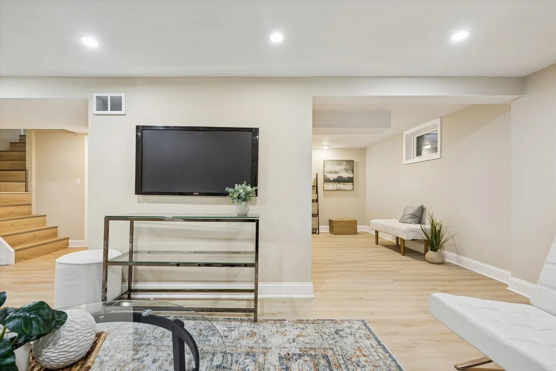 Photo of 519 N Forest Avenue