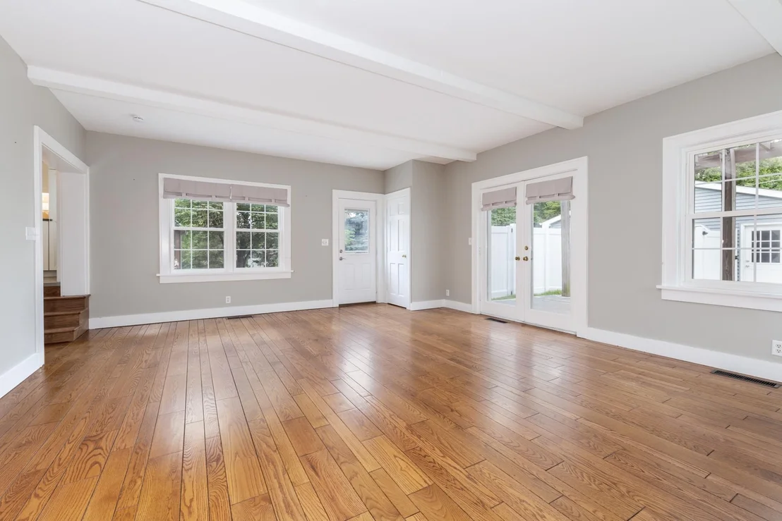 Photo of 12 Norbloom Avenue
