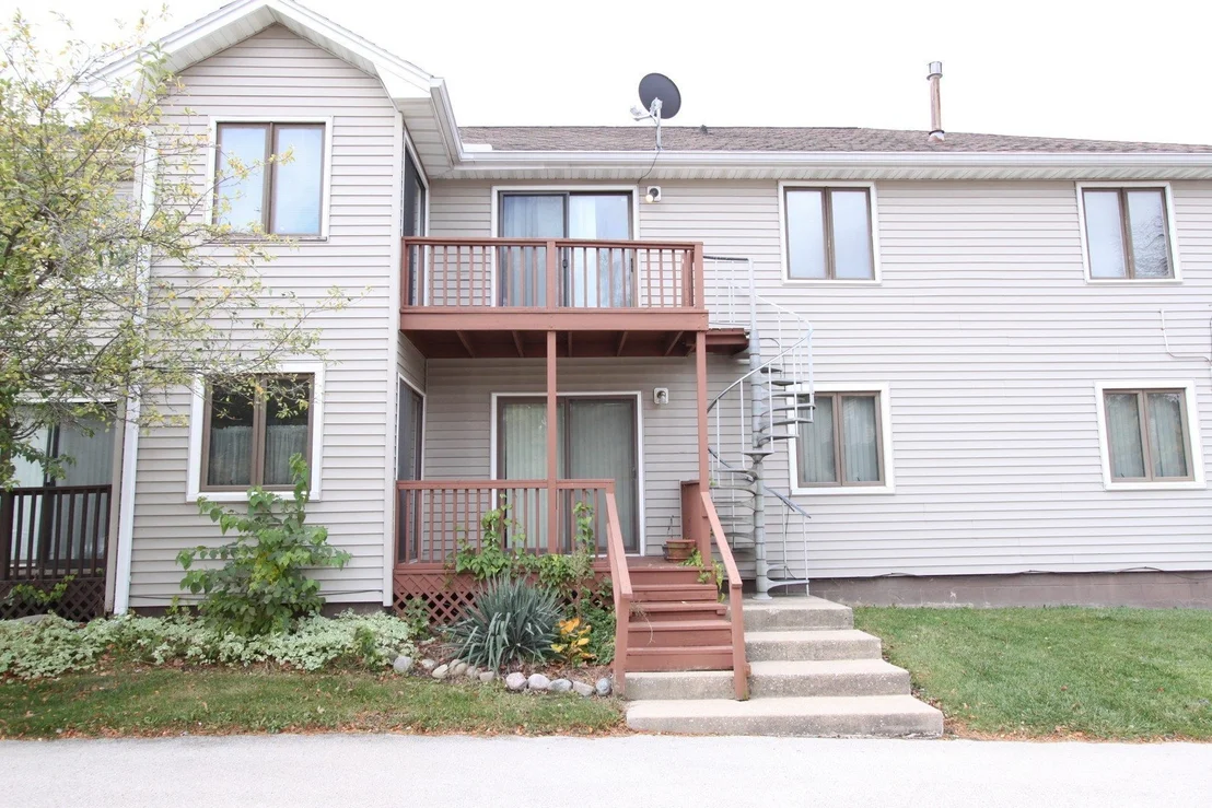 Photo of Unit 2 at 104 N Orr Drive
