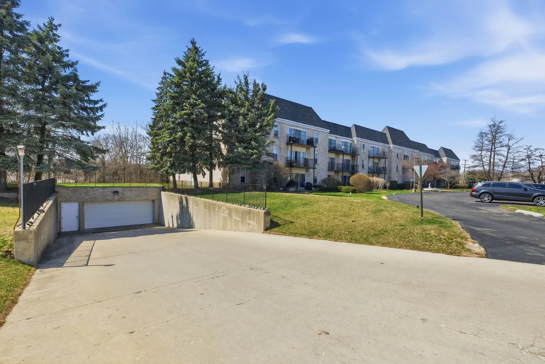 Photo of Unit 116 at 5001 Carriage Way Drive
