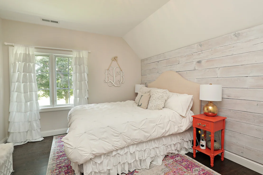 Photo of 1315 Somerset Drive