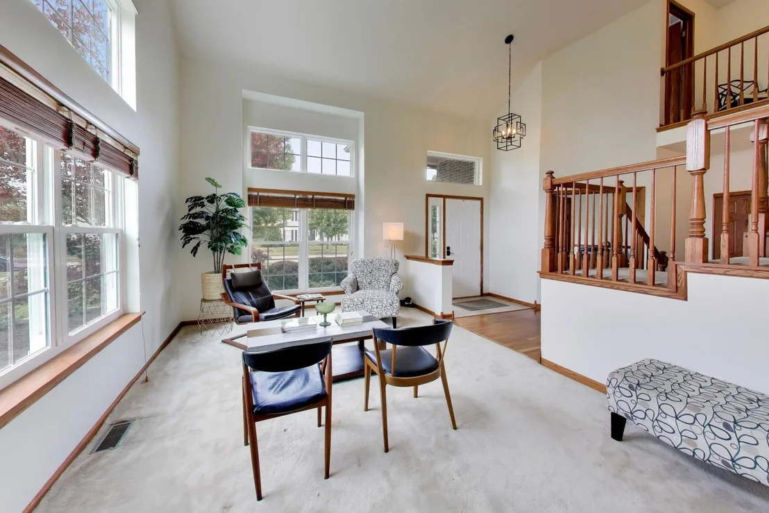 Photo of 435 Oak Grove Circle