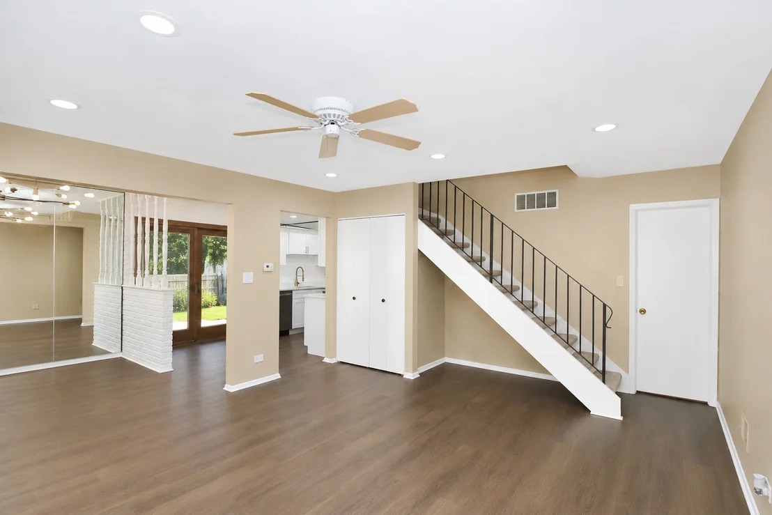 Photo of 1796 Queensbury Circle