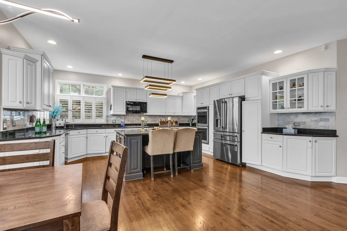 Photo of 1315 Dunrobin Road