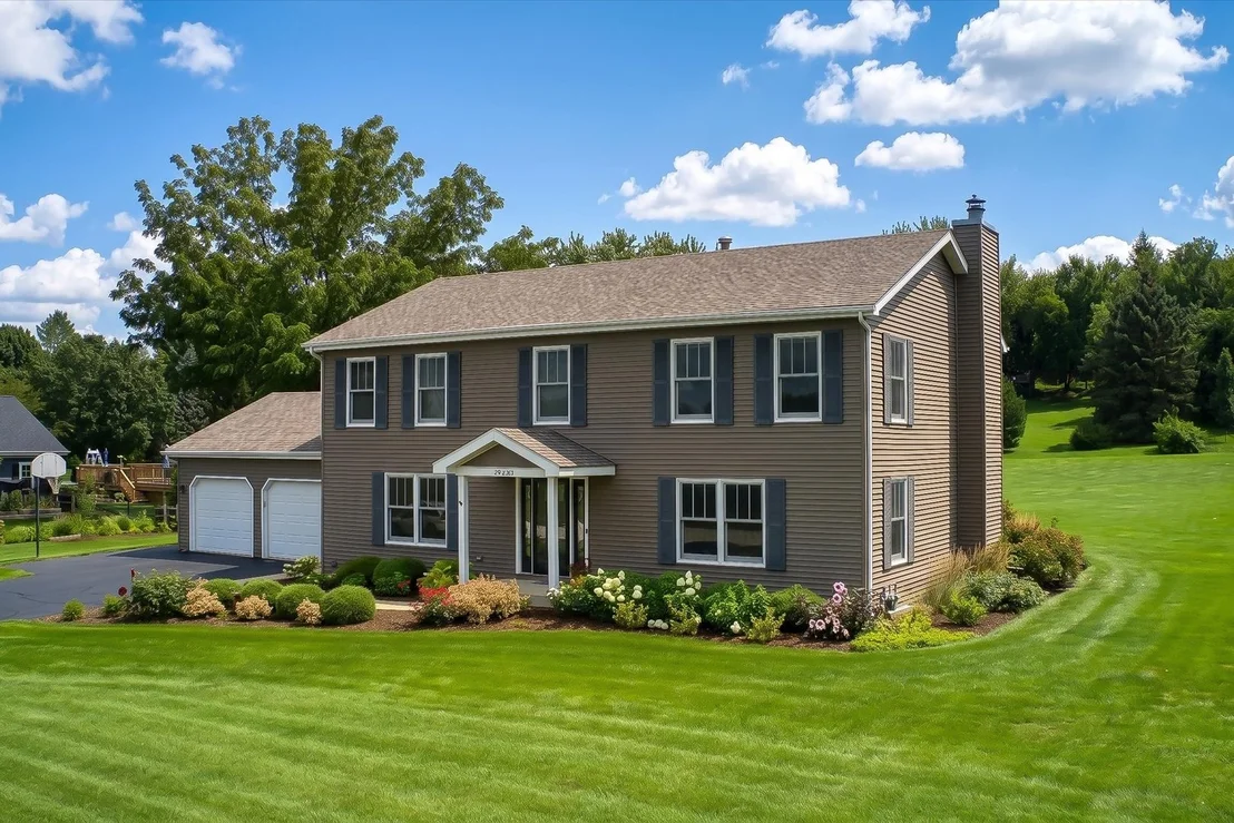 Photo of 39W261 Hemlock Drive