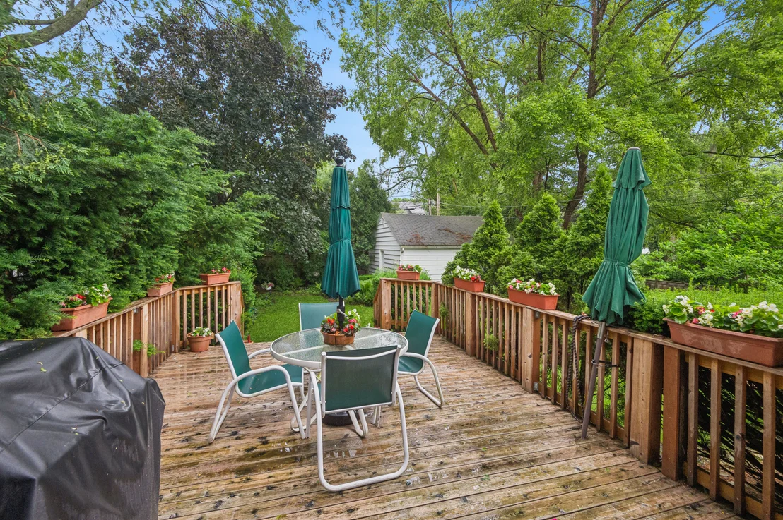 Photo of 3130 Thayer Street