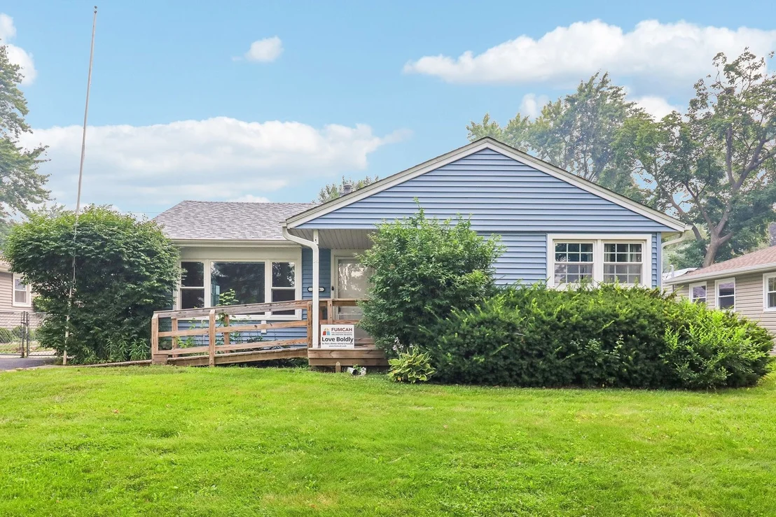 Photo of 2206 Hawk Lane
