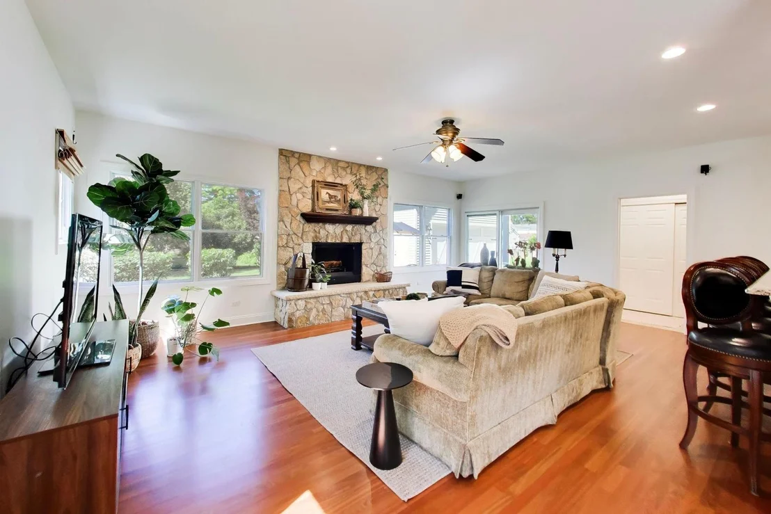 Photo of 1932 Larkdale Drive