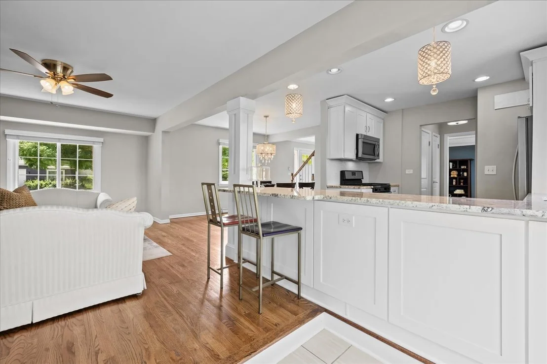 Photo of 1042 Gordon Terrace