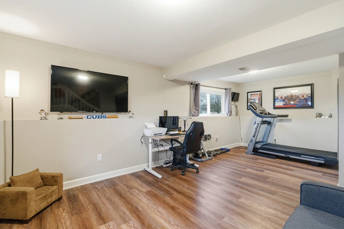 Photo of 7654 W Moorefield Drive