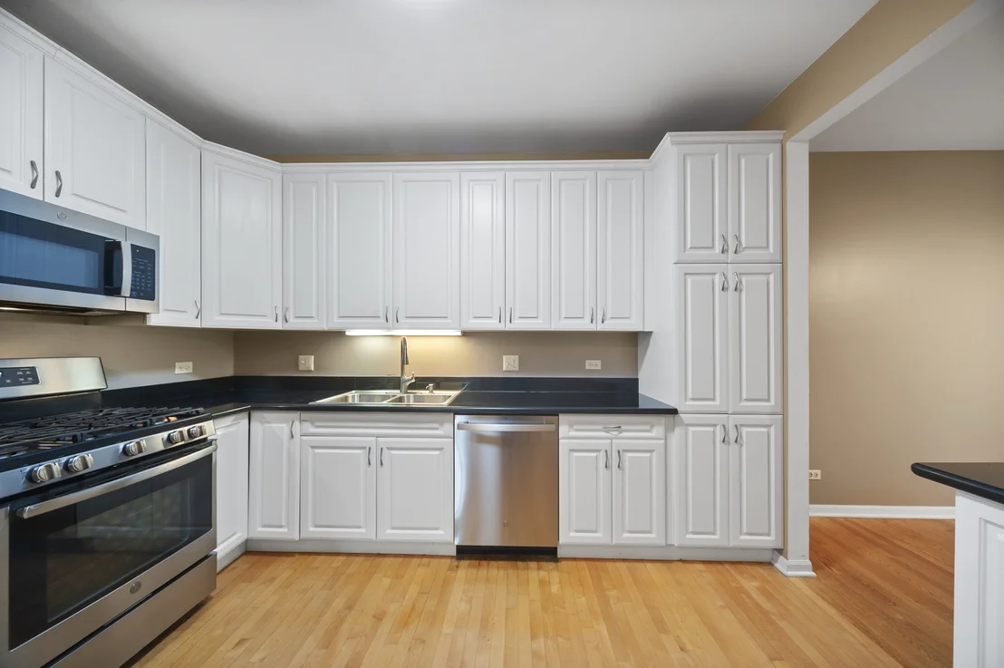 Photo of 1812 MONROE Court