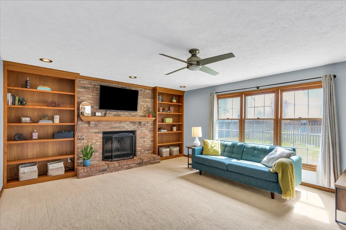 Photo of 2807 Willow Bend Road