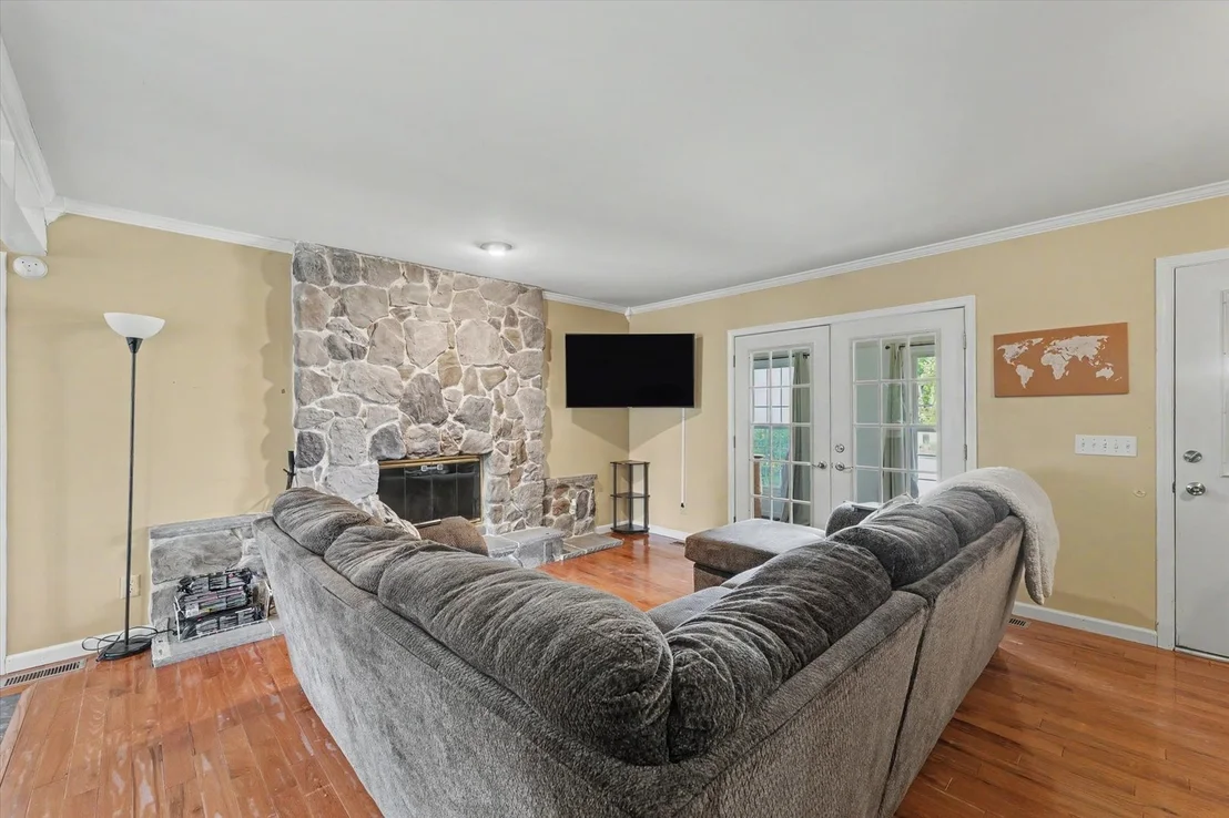 Photo of 2406 Jordan Drive