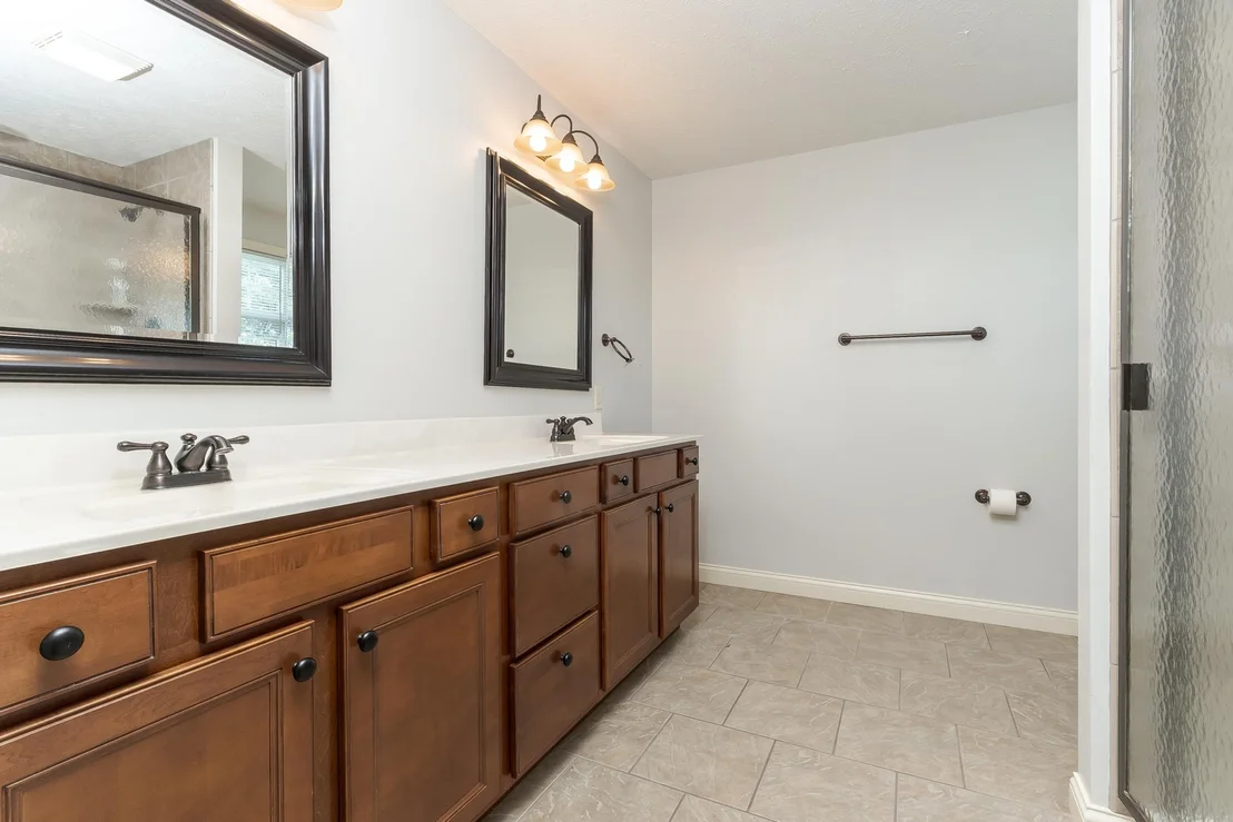 Photo of 1219 Longford Lane