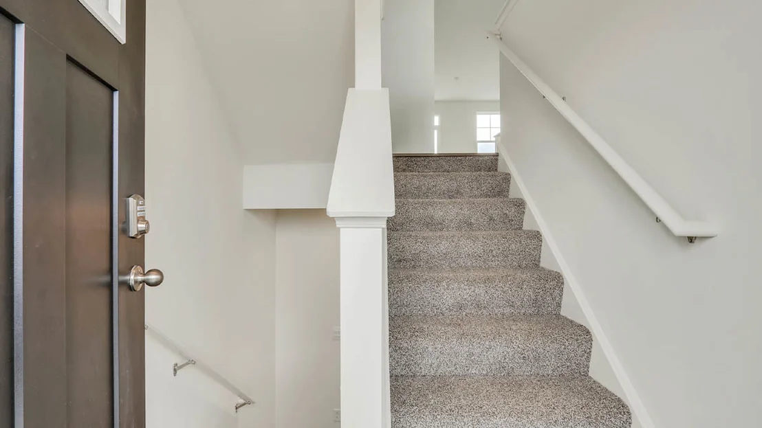 Photo of 1374 Foxglove Drive