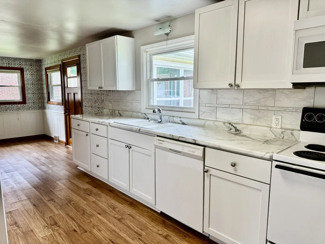 Photo of 415 9th Place