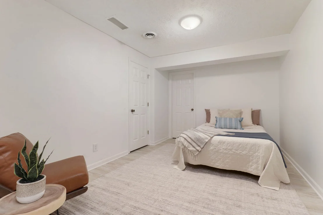 Photo of 1701 Sweetbriar Drive