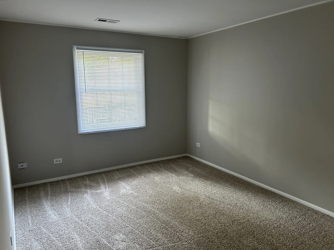 Photo of 1116 STRATFORD Lane