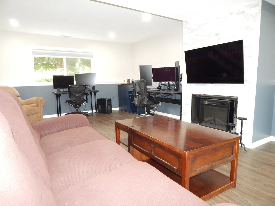Photo of 902 Garden Circle