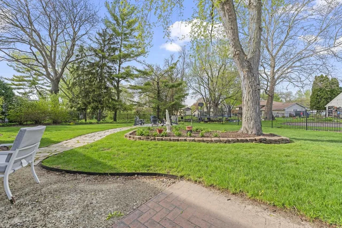 Photo of 2245 Tanglewood Drive