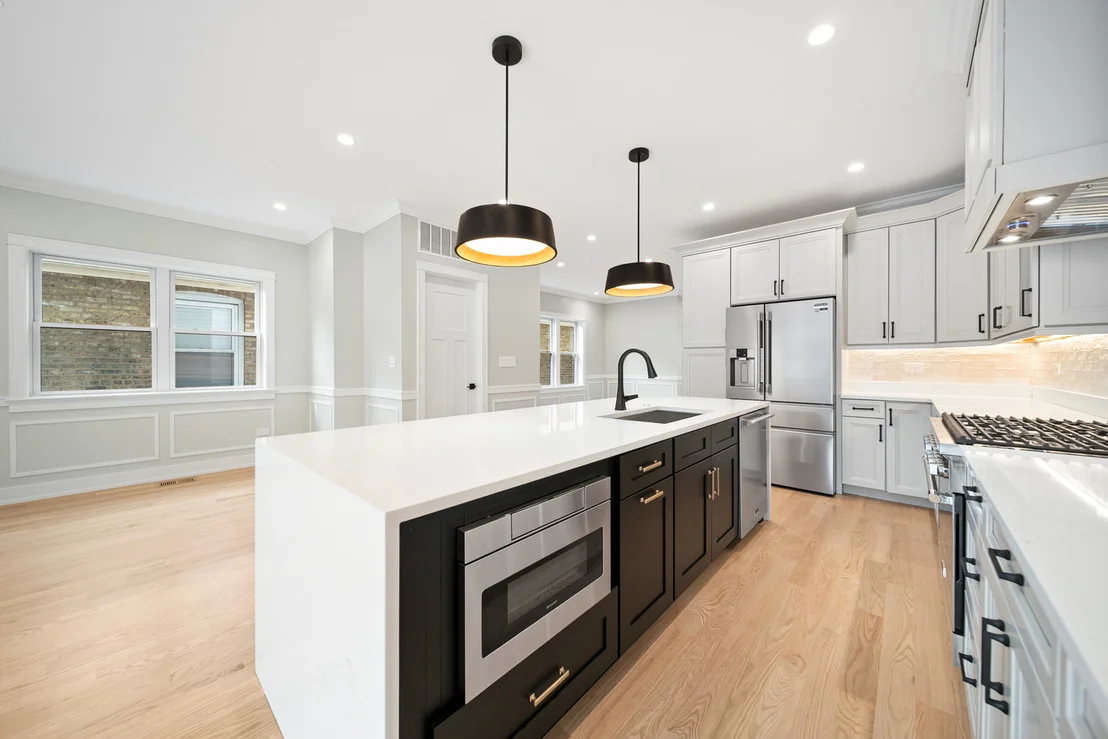 Photo of 5347 N Bernard Street