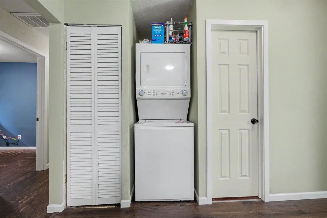 Photo of 7 Shuman Circle