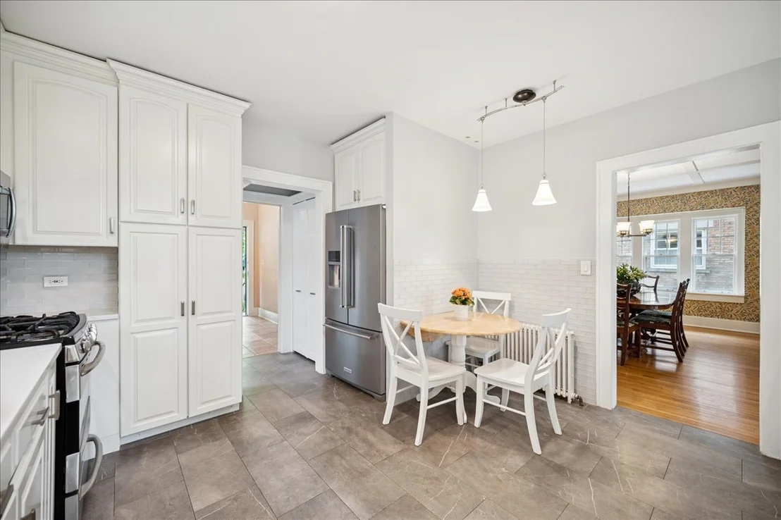 Photo of 972 Elm Street
