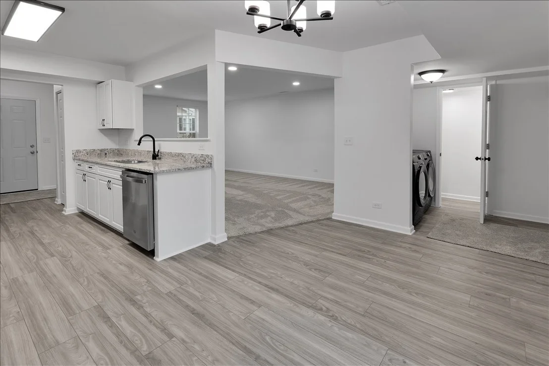 Photo of 984 Four Seasons Boulevard
