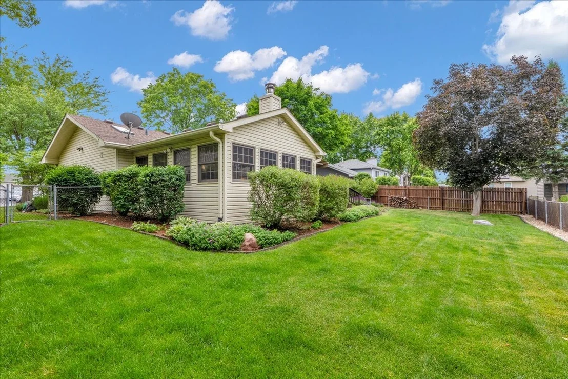 Photo of 214 Deerpath Drive