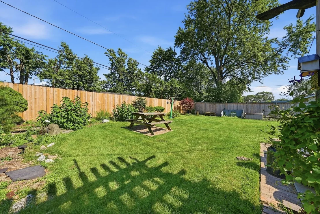 Photo of 403 Hazelwood Lane