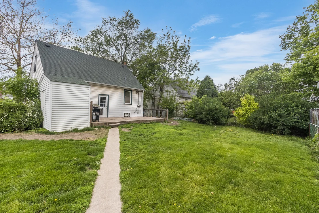 Photo of 17639 Roy Street