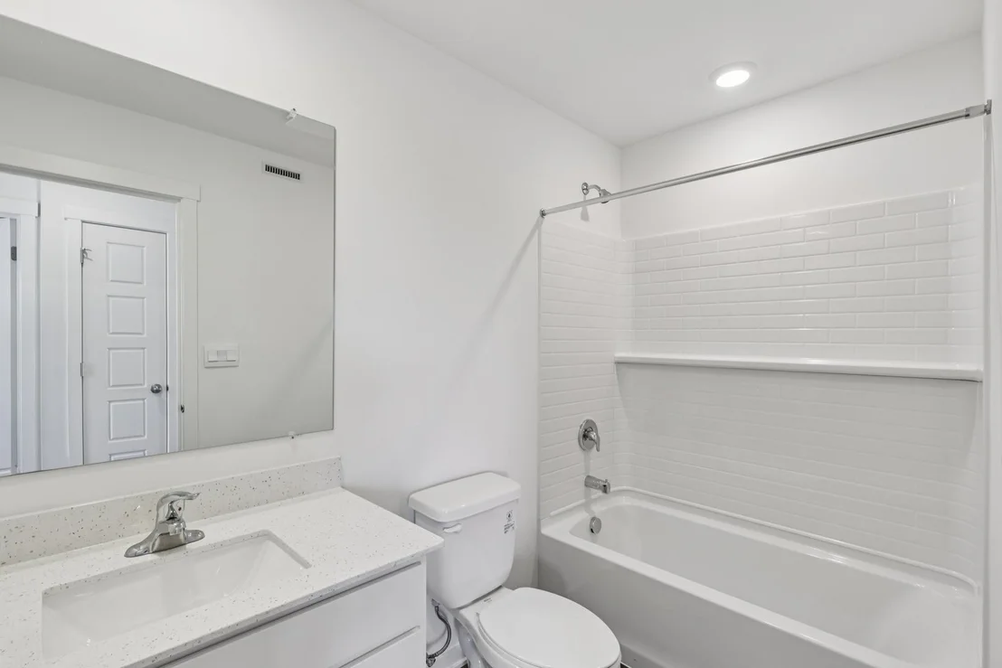 Photo of 1383 Oakfield Lane