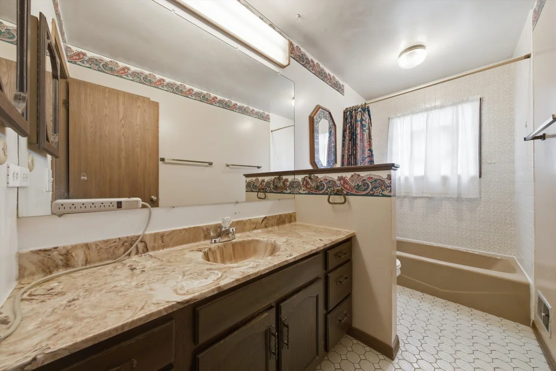 Photo of 519 Maple Lane