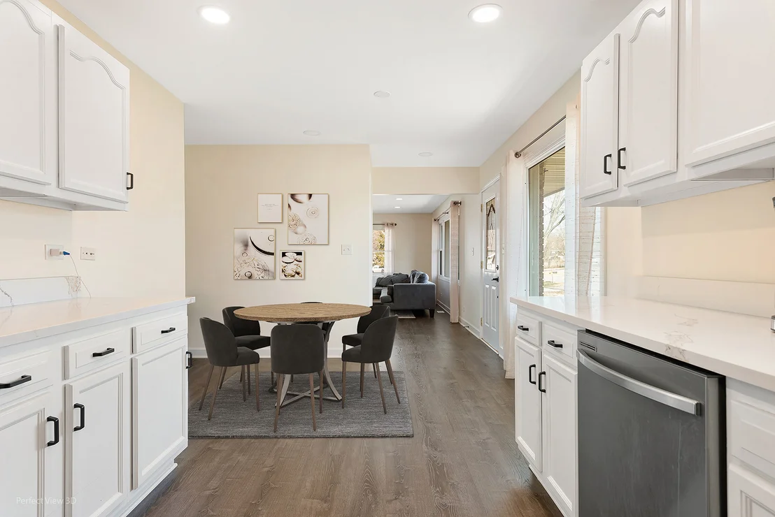 Photo of 11N958 Almora Terrace