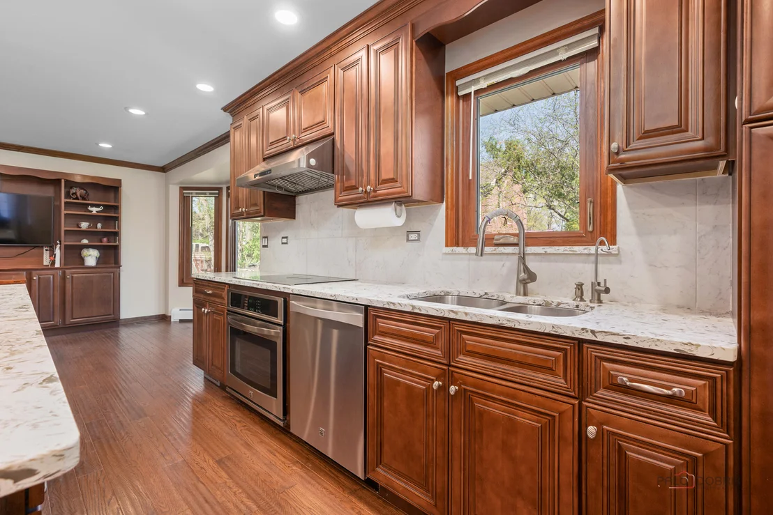 Photo of 807 Burris Avenue