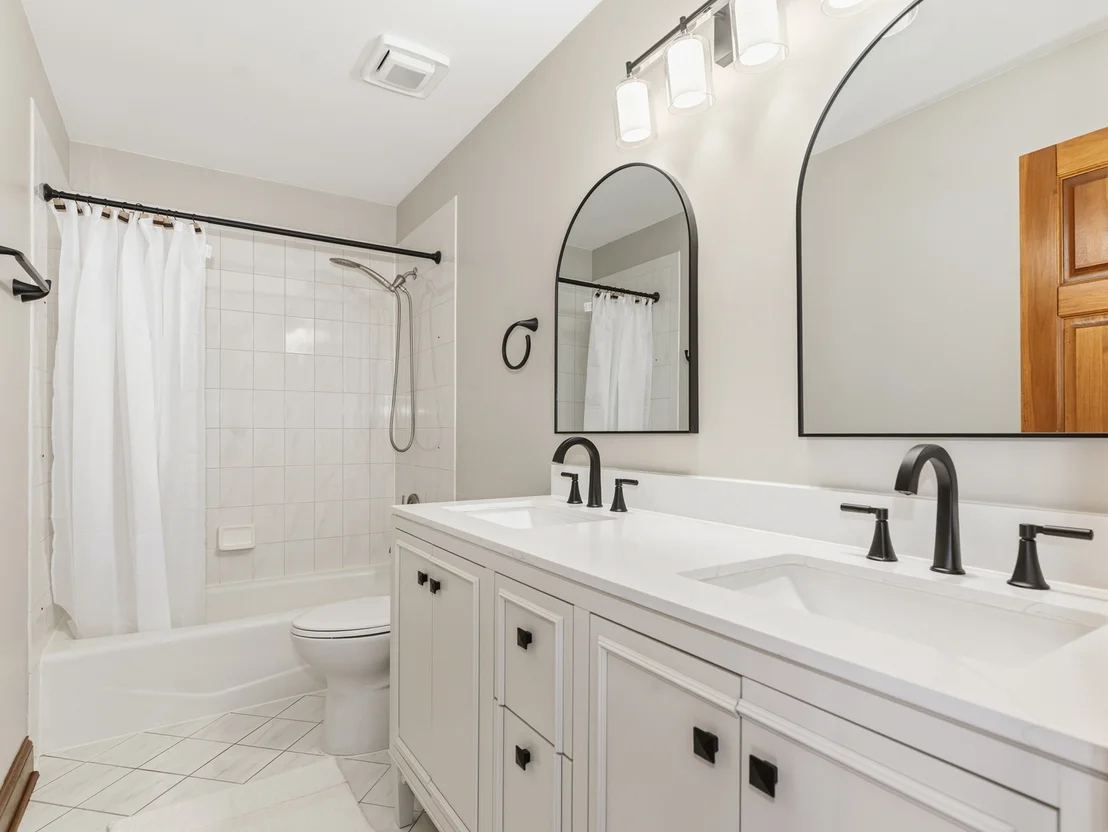 Photo of 4005 White Eagle Drive