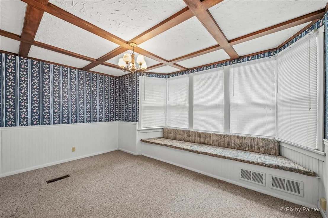 Photo of 2409 Grove Lane